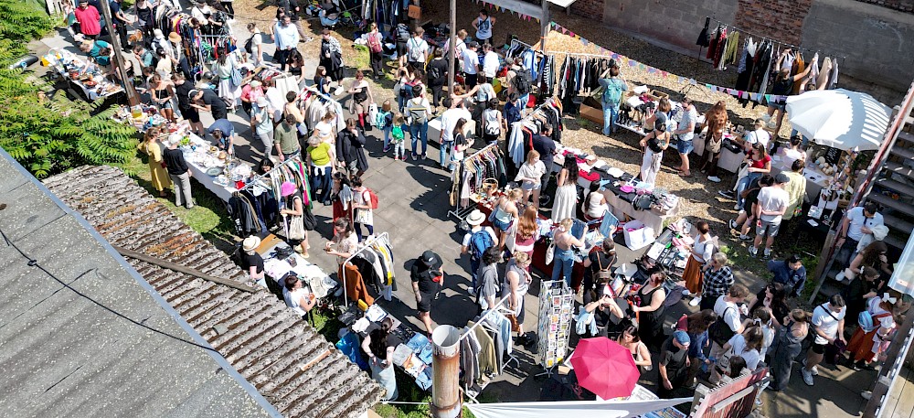 Farbenfabrik Flohmarkt